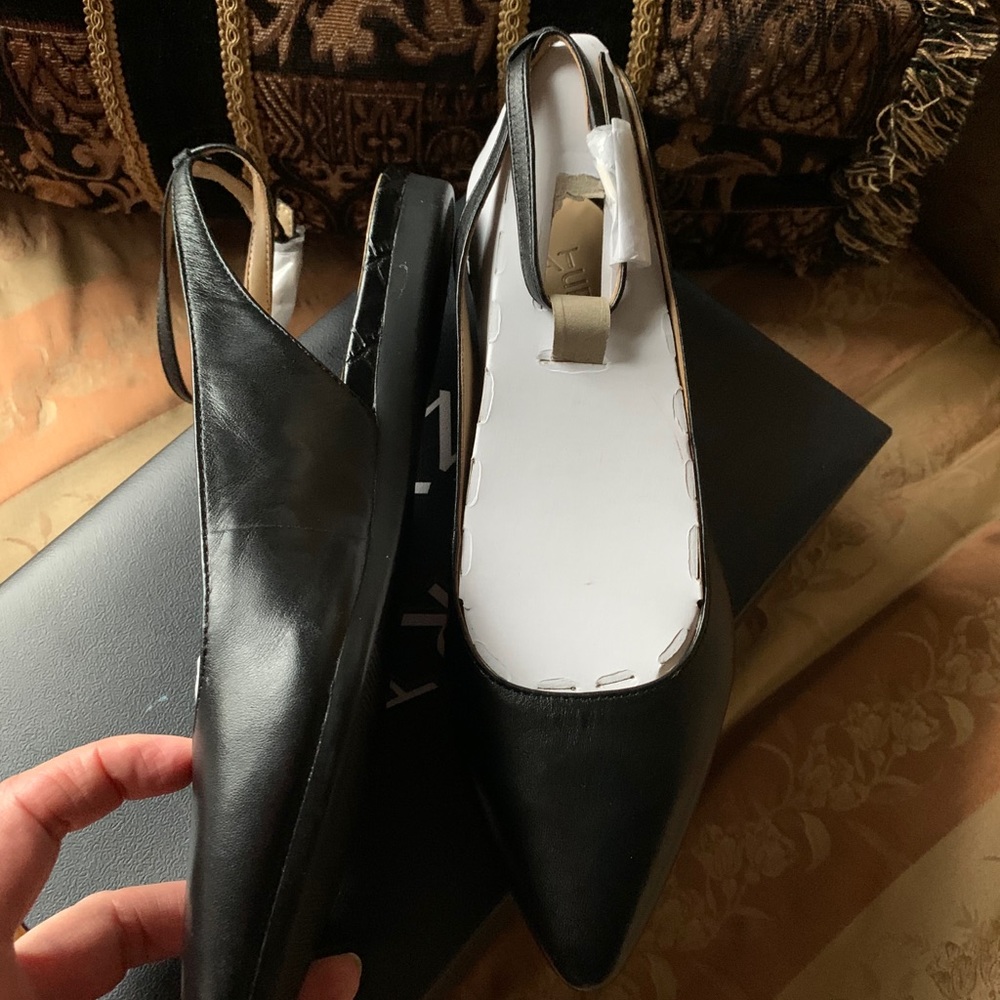 Shoes - Picture 2 of 7